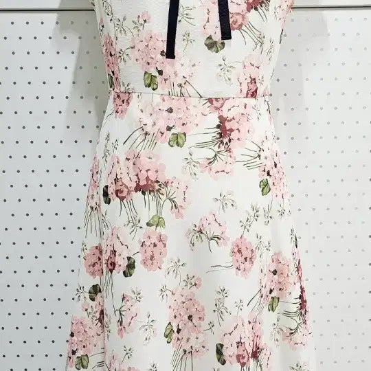 [BUNJANG] LINE Flower Pattern Ribbon Dress with Frill Neck Collar and Flare Skirt / LINE 플라워 패턴 리본 원피스 프릴넥카라 플레어 원피스