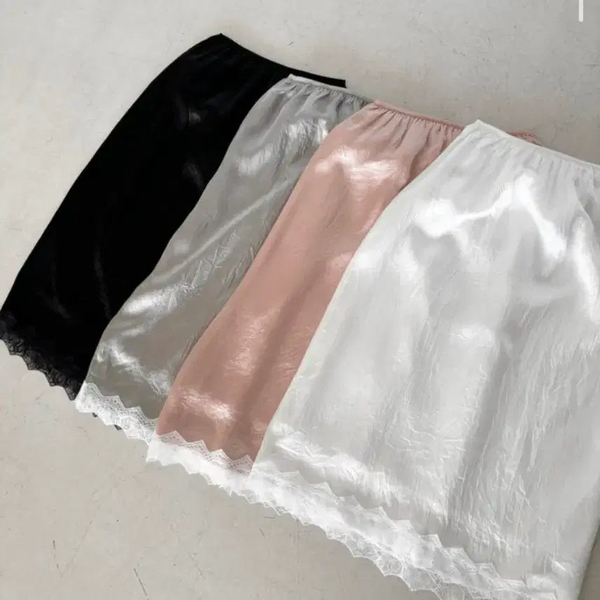 [BUNJANG] Chunitori Satin Skirt Grey / 츄니토리 새틴스커트 그레이