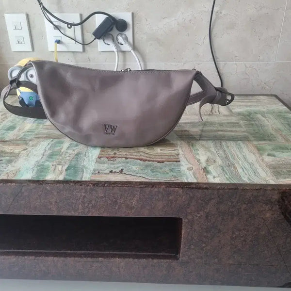 [BUNJANG] Vera Wang Croissant Bag Etoupe / 베라왕 크루아상백