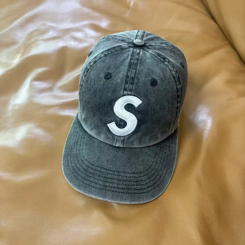 [BUNJANG] Supreme S Logo 6-Panel Pigment Cap Black 20SS / 슈프림 S로고 6패널 볼캡 모자 피그먼트 블랙 20SS