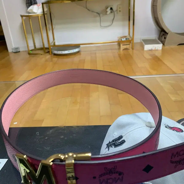 [BUNJANG] MCM Pink Gold Buckle Belt / MCM 벨트 핑크 금장 버클