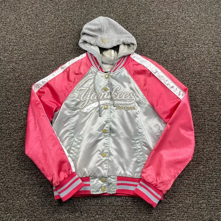 [BUNJANG] MLB New York Yankees Pink Satin Varsity Jacket / MLB 뉴욕양키스 핑크 새틴 바시티 자켓