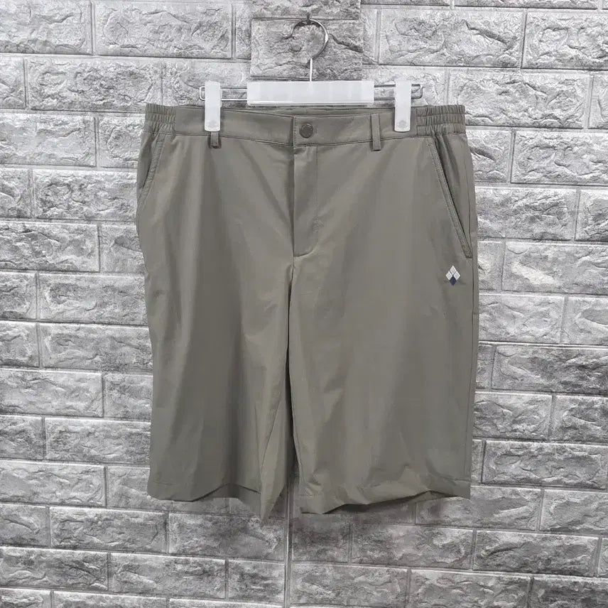 [BUNJANG] Montbell Functional Span Golf Shorts Khaki 36 Inch Waist / 몽벨 기능성 스판  골프 반바지 카키 허리둘레 36인치