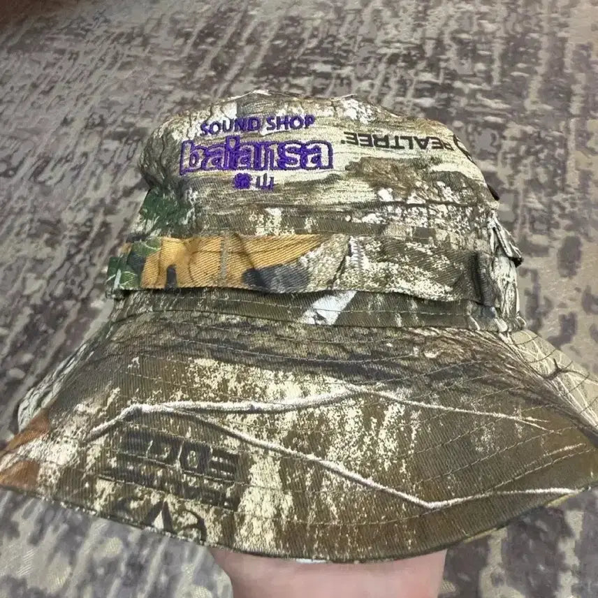 [BUNJANG] New Era x Balansa Realtree Bucket Hat / 뉴에라 X 발란사 리얼트리 버킷햇