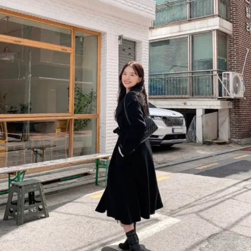 [BUNJANG] Lazy Corner Flare Coat Black / 새상품 레이지코너 플레어 코트