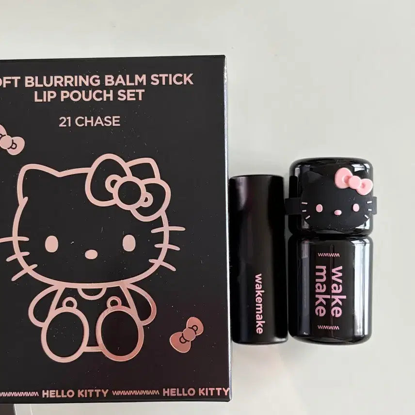 [BUNJANG] WAKEMAKE Hello Kitty Blur Balm & Shaking Cheek Bundle Set / 웨이크메이크 헬로키티 블러밤, 쉐이킹치크 일괄