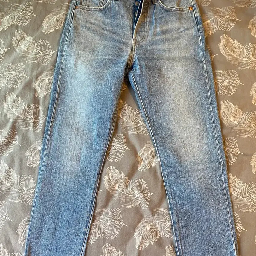 [BUNJANG] Levi's 501s Light Wash Denim Jeans (Size 25, Altered Length) / 리바이스 501s 연청 청바지 25x길이수선