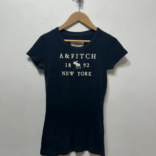 [BUNJANG] Abercrombie & Fitch Navy Short Sleeve T-Shirt XS / 아베크롬비앤피치 반팔티 네이비 XS