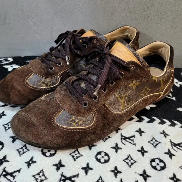 [BUNJANG] Louis Vuitton Monogram Suede Sneakers / 정품 루이비통 모노그램 스웨이드 스니커즈