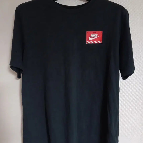 [BUNJANG] Nike MECH AIR Gundam T-Shirt XL / 나이키 반팔 티셔츠 MECH AIR 건담 반팔티 박스 로봇 105 XL