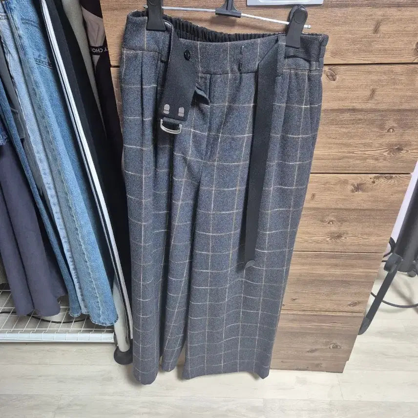 [BUNJANG] Lucky Chouette Winter Checkered Slacks / 럭키슈에뜨 겨울 슬렉스