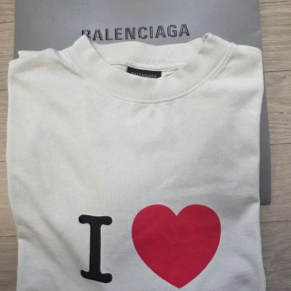 [BUNJANG] Balenciaga Oversized T-Shirt / 정품)발렌시아가 오버사이즈 티셔츠 새거 팔아요.