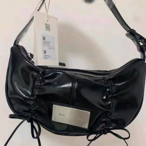 [BUNJANG] Matin Kim Wrinkled Ribbon Hobo Bag Black Glossy Leather Crossbody Shoulder Bag / 마뗑킴 주름 리본 호보백 블랙 광가죽 겨드랑이 크로스 숄더백 새상품 태그
