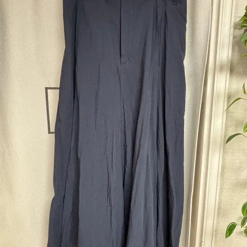 [BUNJANG] SIEBURG Steady Skirt MM Navy / 시에 셀브릿지 스커트 mm 네이비