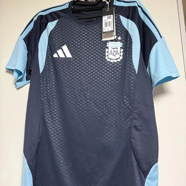 [BUNJANG] Argentina National Football Team 2026 World Cup Training Short Sleeve Jersey and Shorts Set / (최종 인하) 2026월드컵 아르헨티나 축구 트레이닝 반팔 및 쇼츠