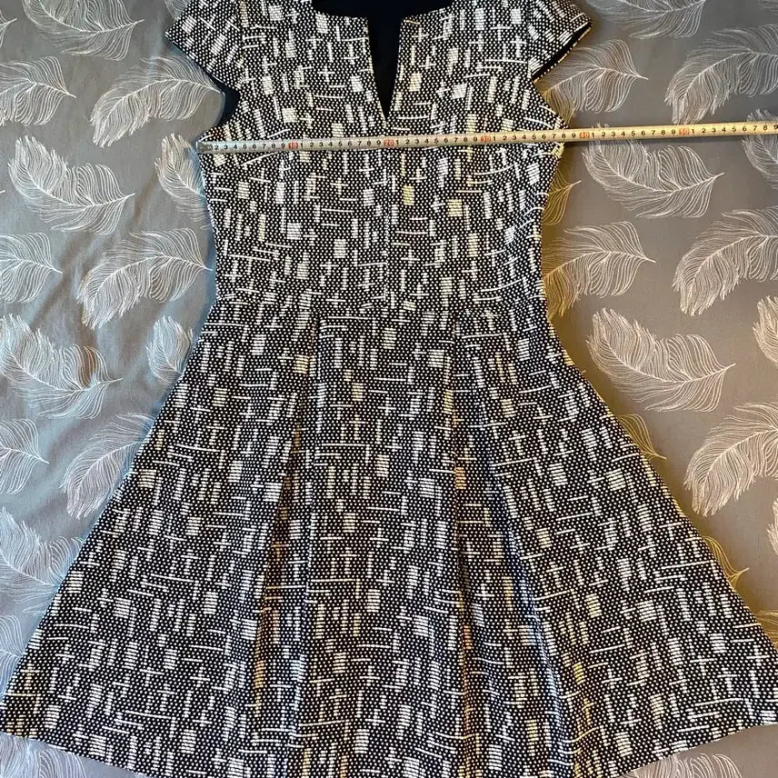 [BUNJANG] Giorgio Armani Exchange Women's Midi Dress Black and White Pattern / 알마니익스체인지 여성 원피스 하객룩
