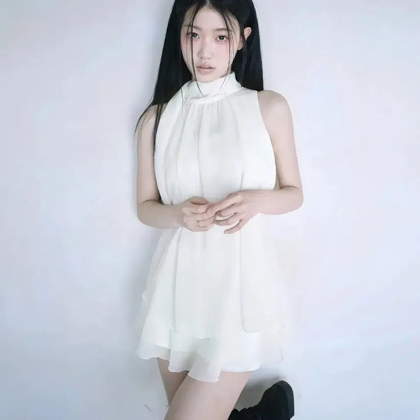 [BUNJANG] RaiseMeYa Yui Ruffle Blouse / 레이즈미야 유이 러플 블라우스