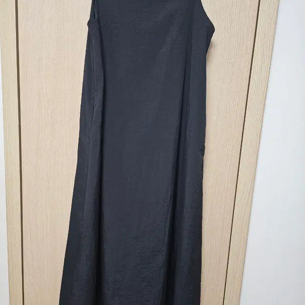 [BUNJANG] Black Sleeveless Maxi Dress / 바스락 원피스 블랙 뷔스티에66