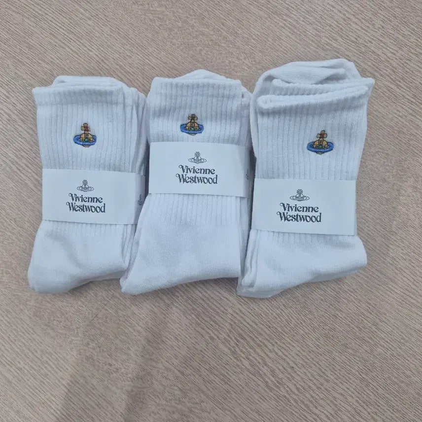 [BUNJANG] Vivienne Westwood Socks 9 Pairs White / 비비안웨스트우드 양말 화이트 9켤레