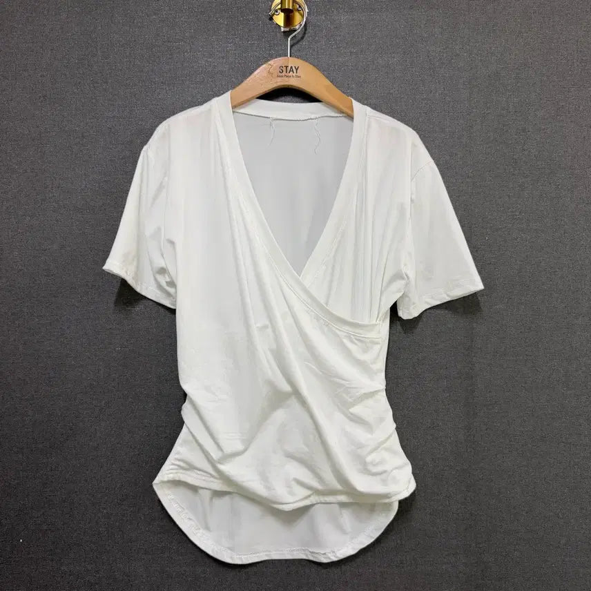 [BUNJANG] Women's Shirring Wrap Style Short Sleeve T-Shirt / F 여성 셔링 랩스타일 반팔 티셔츠 화이트 BO2291