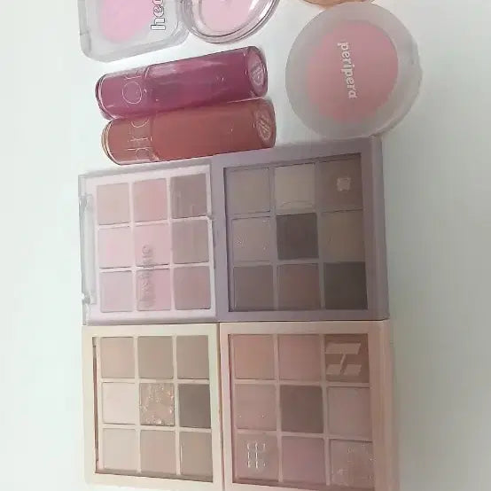 [BUNJANG] Eyeshadow Palette, Rom&nd Lip Oil, Blush Set / (10개 세트) 아이셰도우 섀도우 팔레트+롬앤 립오일+블러셔