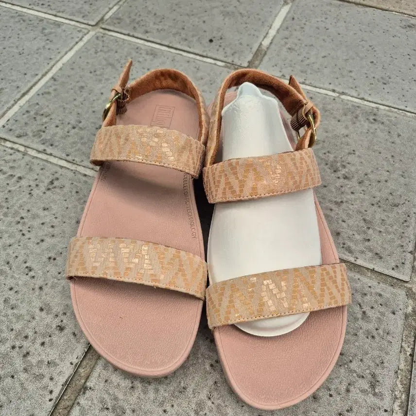 [BUNJANG] Fitflop Pink Sandals Size 250 / 핏플랍 샌들 핑크250