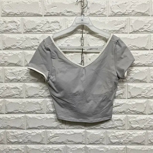 [BUNJANG] XEXYMIX Cropped Short-Sleeve T-Shirt with Built-in Cups / 2369) 젝시믹스 캡내장 크롭 반팔티셔츠