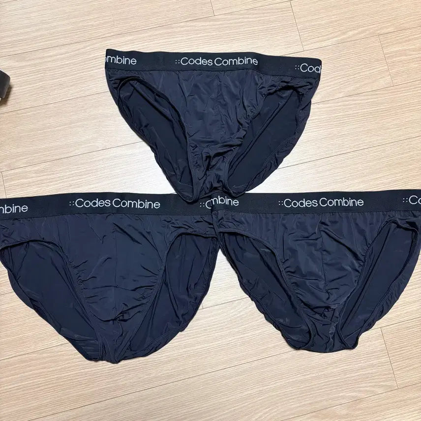 [BUNJANG] Codz Undies Basic Microfiber Band Briefs 3-Pack / 코데즈컴바인 베이직 극세사밴드 브리프 삼각팬티 3장