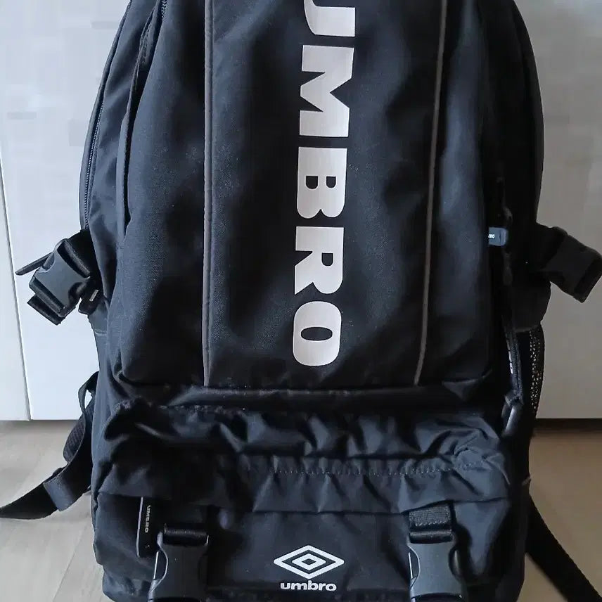 [BUNJANG] Umbro 28L Backpack / 엄브로 백팩  가방(배송비 포함)