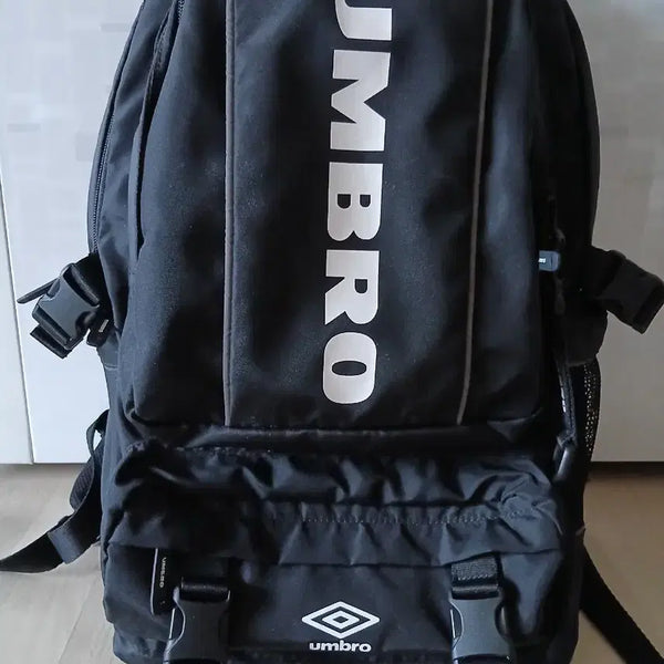 [BUNJANG] Umbro 28L Backpack / 엄브로 백팩  가방(배송비 포함)