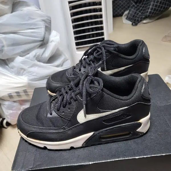 [BUNJANG] Nike Air Max 90 Black White (240mm) / 나이키 에어맥스 90 블랙 화이트 240mm 상태매우좋음