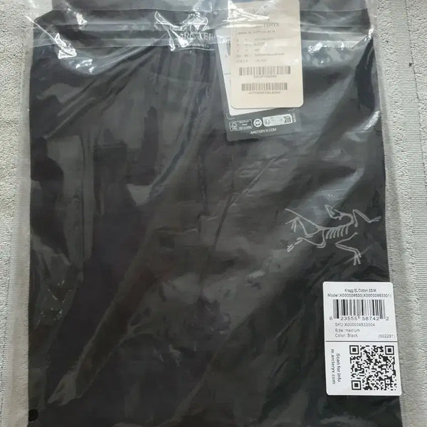 [BUNJANG] Arc'teryx T-Shirt Black M / 아크테릭스 반팔티 블랙 M