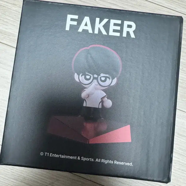 [BUNJANG] T1 Faker Signature Figure / (정가양도) t1 티원 페이커 시그니처 피규어 미개봉