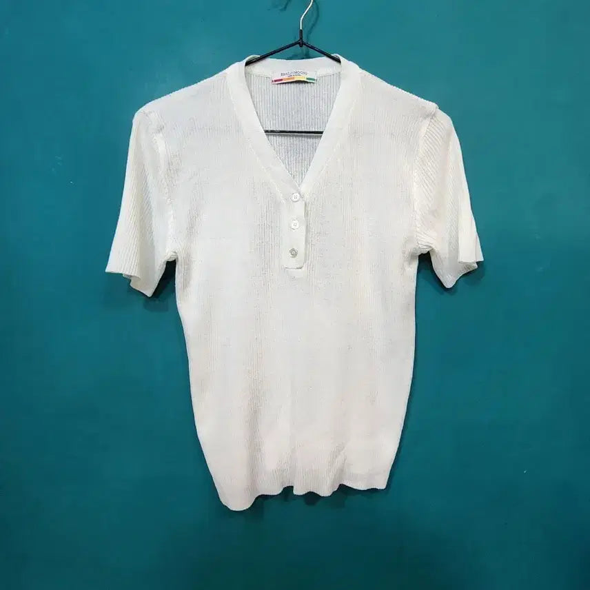 [BUNJANG] Women's Short Sleeve V-Neck Knit Top - White / 빨주노초 여성 여름 반팔니트