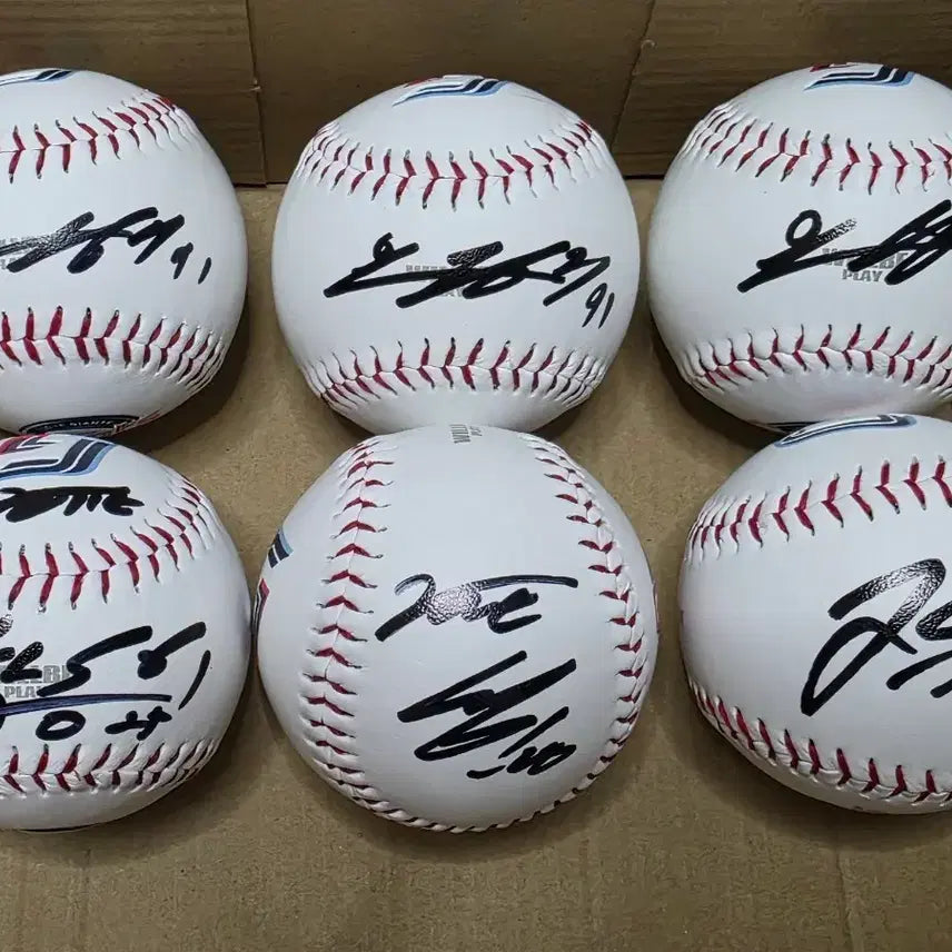 [BUNJANG] Lotte Giants Signed Baseball - Son Seong-bin, Yoon Dong-hee, Jeon Min-jae, Han Dong-hee / 롯데자이언츠 손성빈,윤동희,전민재,한동희 싸인볼