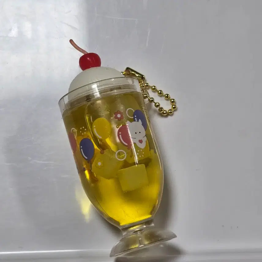 [BUNJANG] Retro Cream Soda Oil Gacha Keyring / 레트로 크림소다 오일  가챠 키링