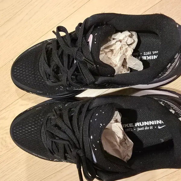 [BUNJANG] Nike Zoom Vomero Black Sneakers / 나이키 줌보메로 230