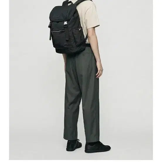[BUNJANG] Le Masque Backpack 17-inch Laptop Travel Bag / (정가 24.0) 새상품 르마스크 백팩 여행용 17인치 노트북 수납