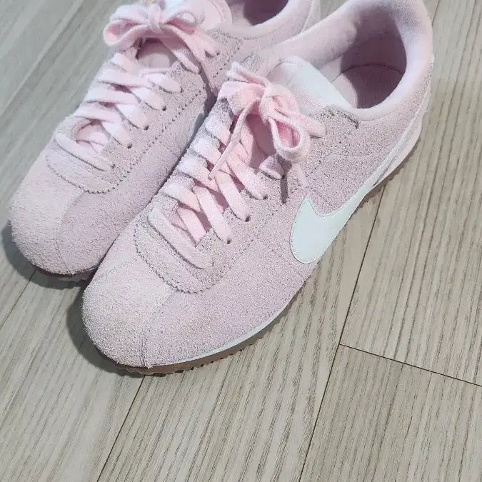 [BUNJANG] Nike Cortez Pink Suede Women's US 7 (240mm) / 나이키 코르테즈 핑크 스웨이드 재질 240
