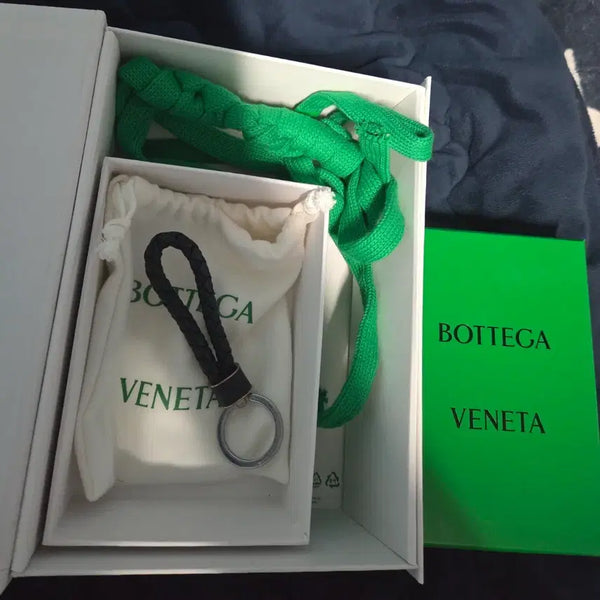 [BUNJANG] Bottega Veneta Keyring Black Full Set with Box / 보테가베네타 키링 블랙 + 박스 풀셋