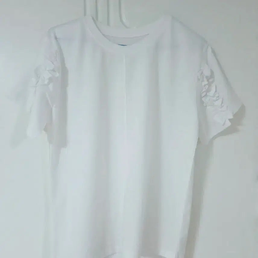 [BUNJANG] White Frill Short-Sleeve T-Shirt / (새상품)화이트 프릴 반팔 티셔츠