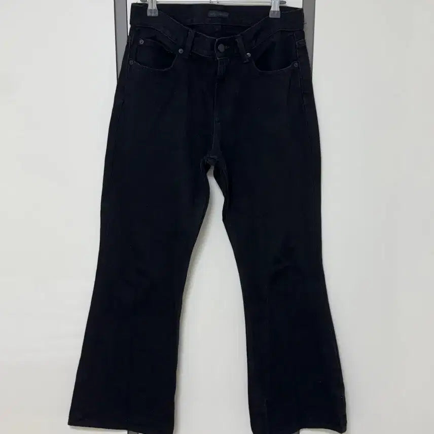 [BUNJANG] Uniqlo Black Bootcut Jeans Size 25 / 유니클로 부츠컷진 블랙 25사이즈