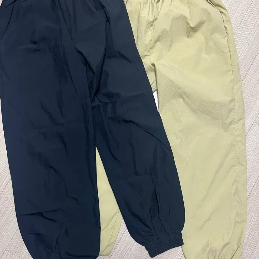 [BUNJANG] Gnoo Relaxed Fit Training Pants Set (Beige, Black) / gnoo 바스락팬츠