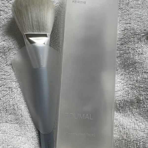 [BUNJANG] Aekmul Contouring Face Brush No. 16 / (새상품)에크멀  컨투어링 페이스 16호 판매합니다