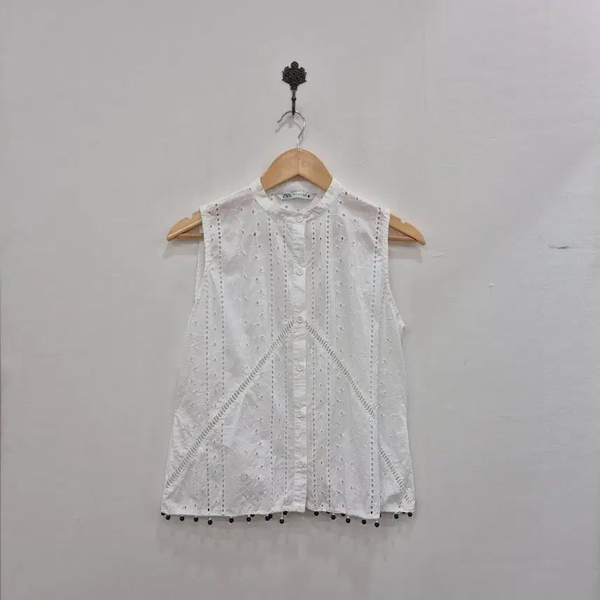 [BUNJANG] Zara Sleeveless Blouse White / 자라 민소매 블라우스 화이트