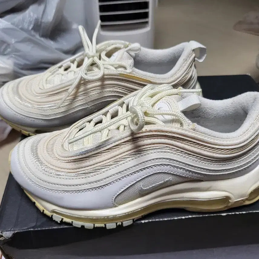 [BUNJANG] Nike Air Max 97 Beige/White (230mm) / 나이키 에어맥스 97 베이지/화이트 230mm 상태좋음