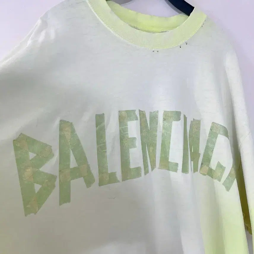 [BUNJANG] Balenciaga 23SS Tape Logo Short Sleeve T-Shirt / 23ss 발렌시아가 테이프로고 반팔티