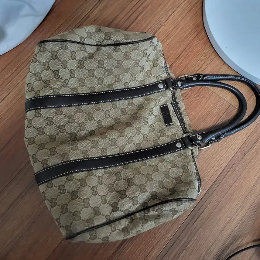 [BUNJANG] Gucci Signature GG Logo Leather Clutch Bag / 구찌 가방