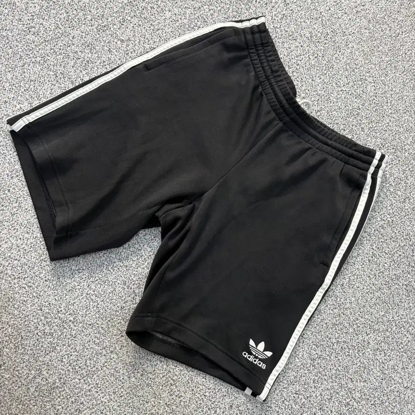 [BUNJANG] Adidas Women's Training Shorts / 090 아디다스 여성 트레이닝 반바지 0708J1