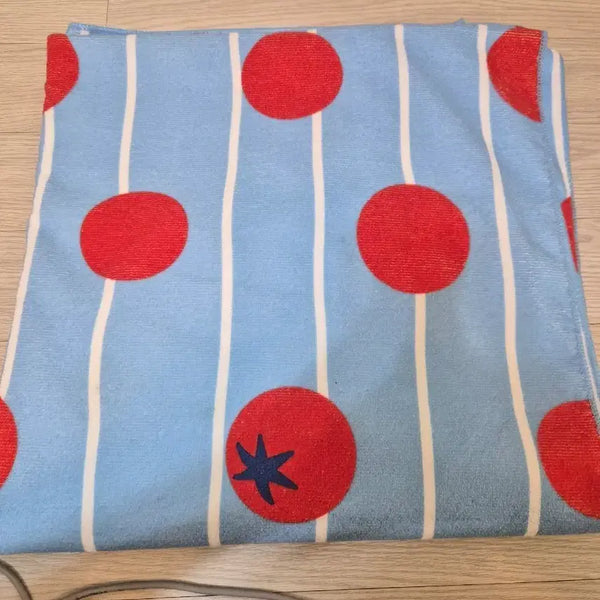 [BUNJANG] Tomato Pattern Blue Large Beach Towel / 토마토 블루 대형 비치 타올